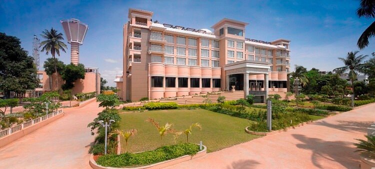 hotels to stay in hospet