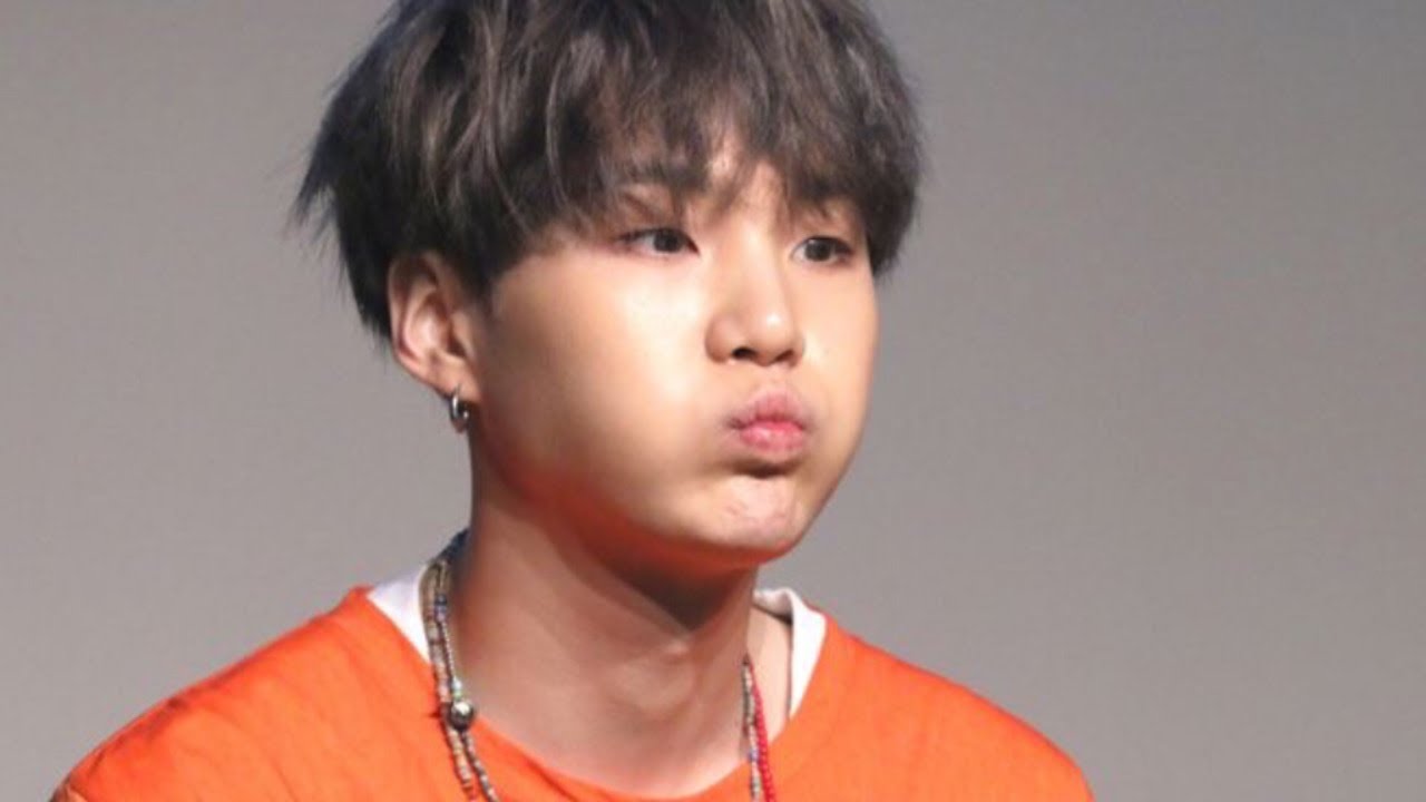 yoongi pout