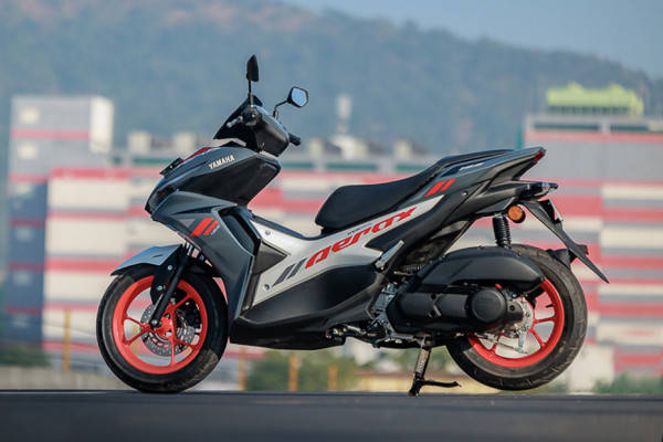 yamaha aerox 155 mileage per liter