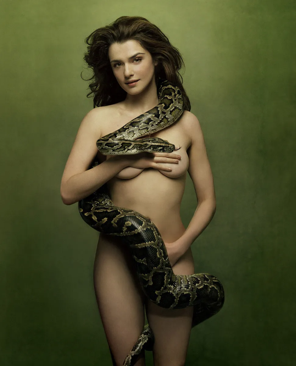 rachel weisz hot photo