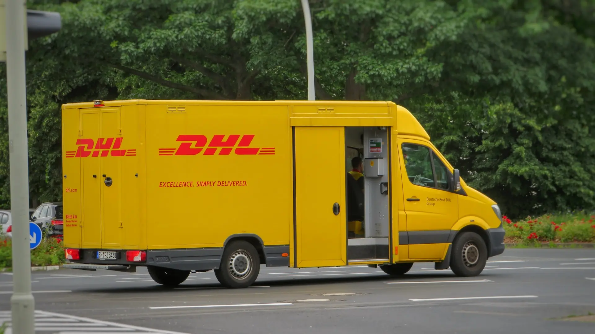 dhl pickup