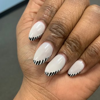 nail bar near me open sunday