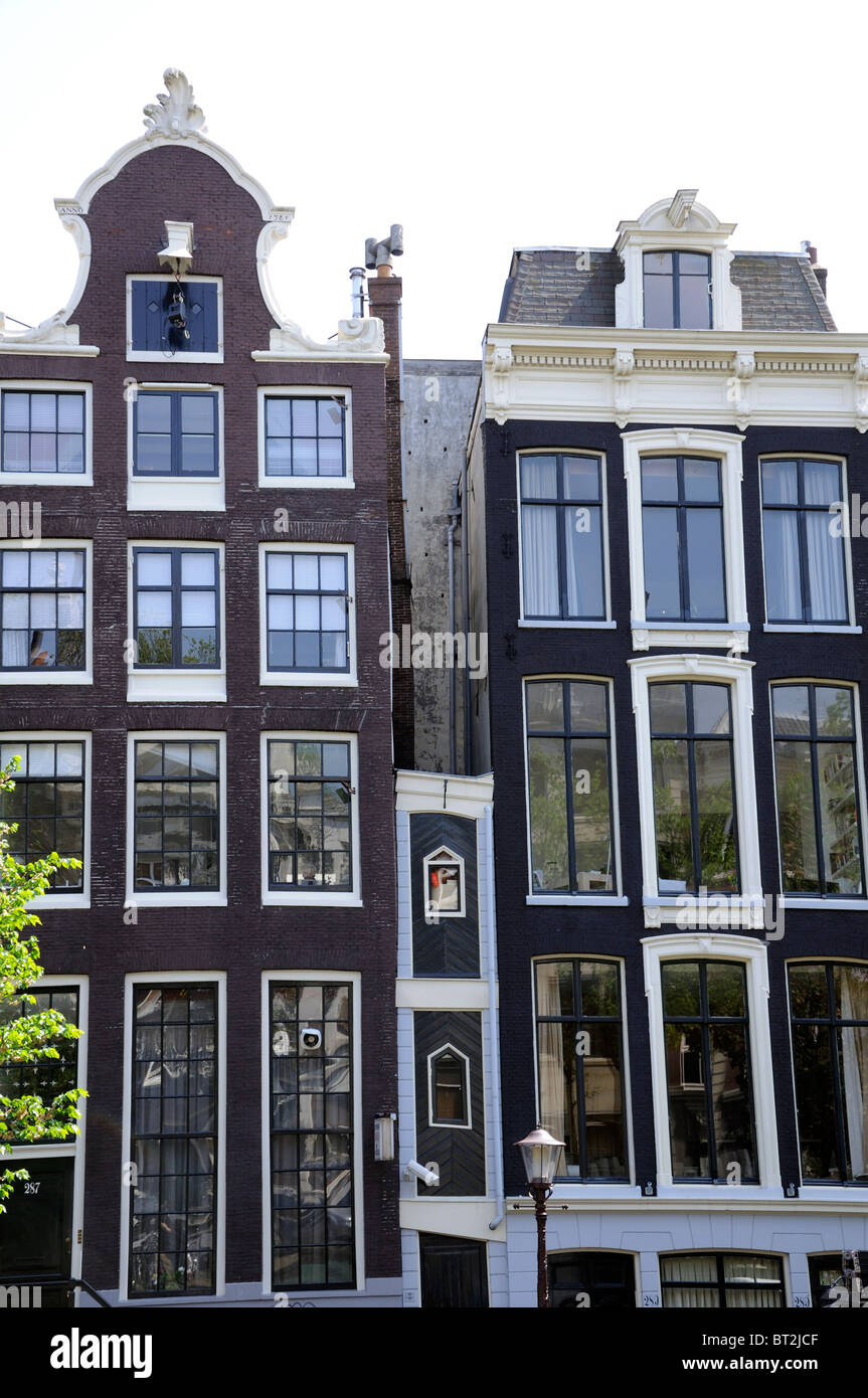 smallest house in amsterdam photos