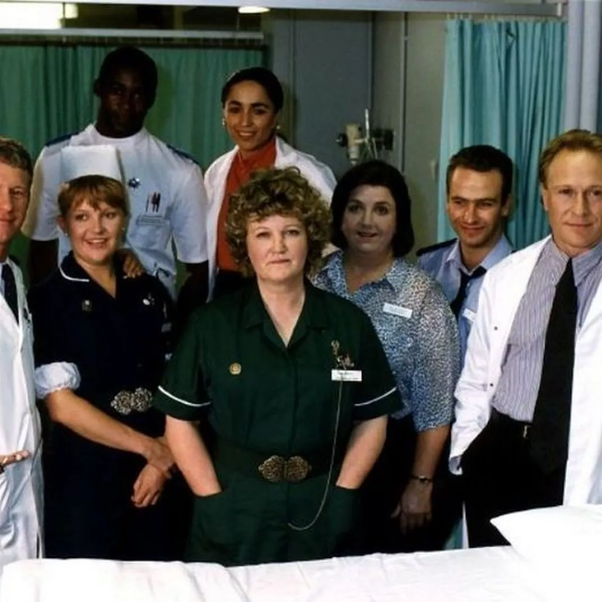 casualty cast