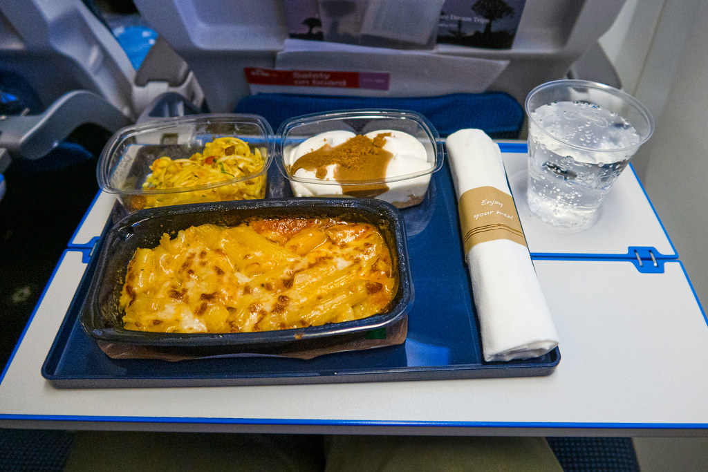 klm economy class meals