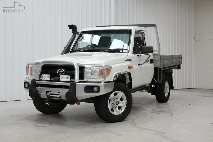 v8 landcruiser ute for sale