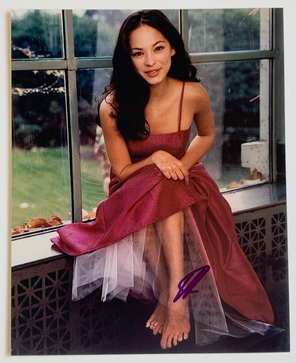 kristin kreuk feet