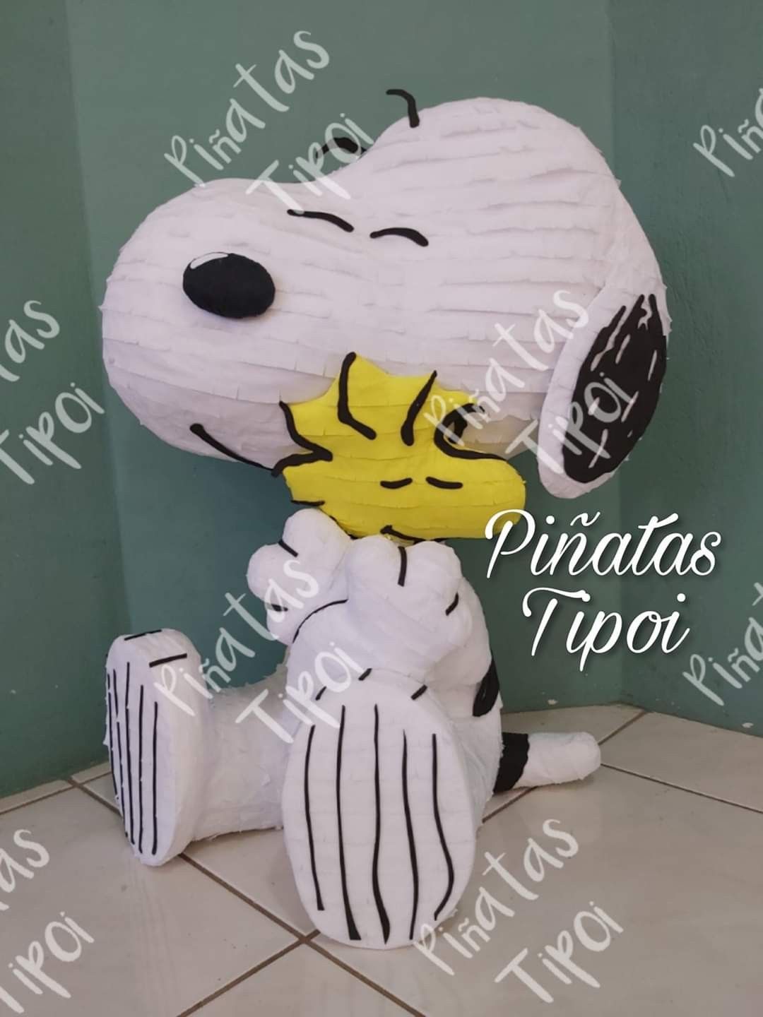 piñata de snoopy