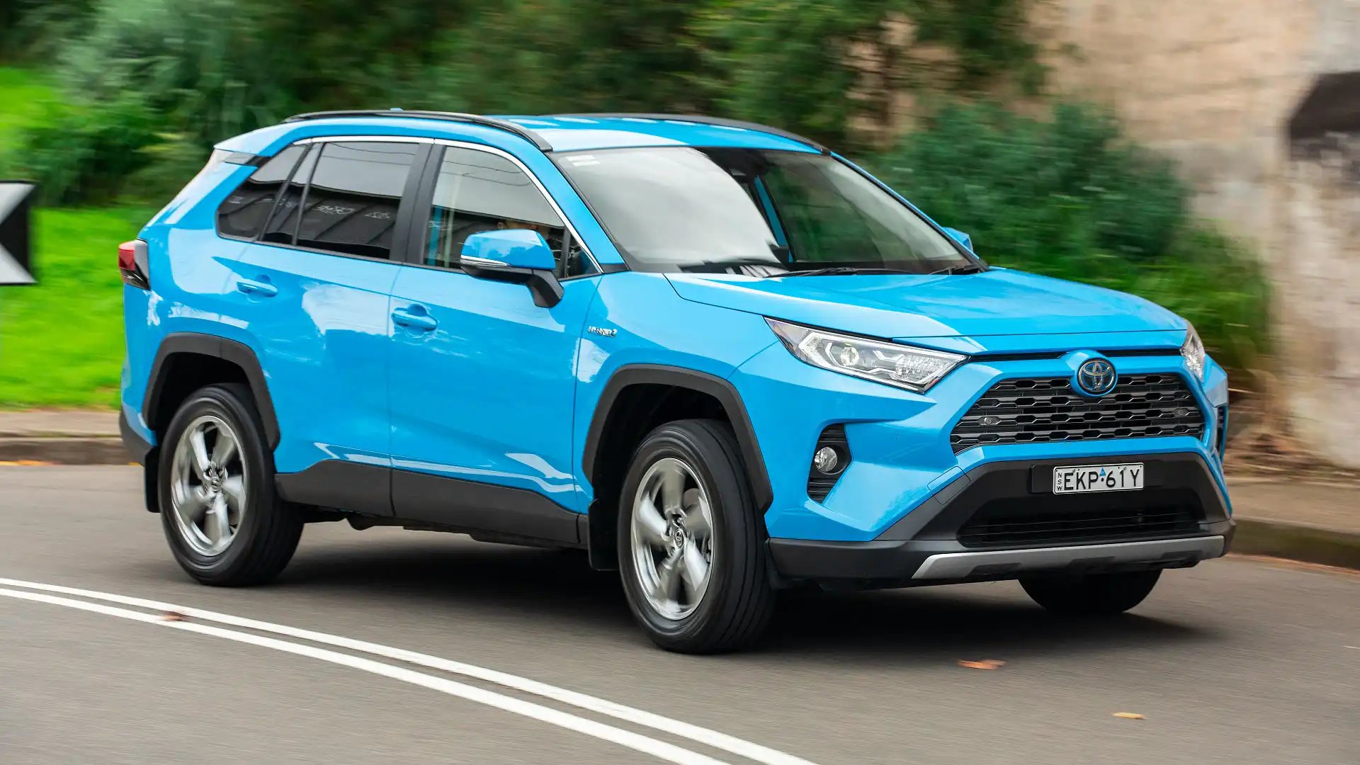 toyota rav4 2.5 hybrid awd gxl e-cvt