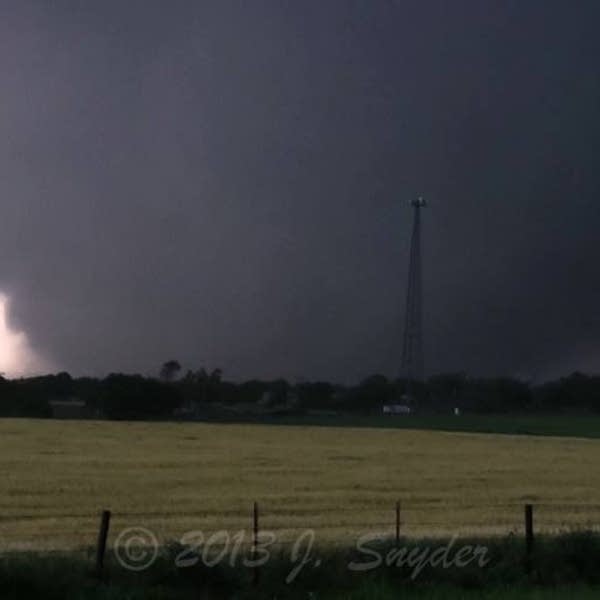 widest tornado in the world