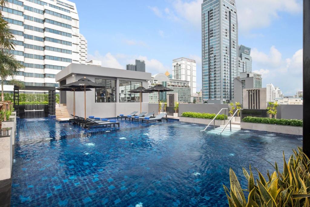 bangkok sukhumvit soi 11 hotels