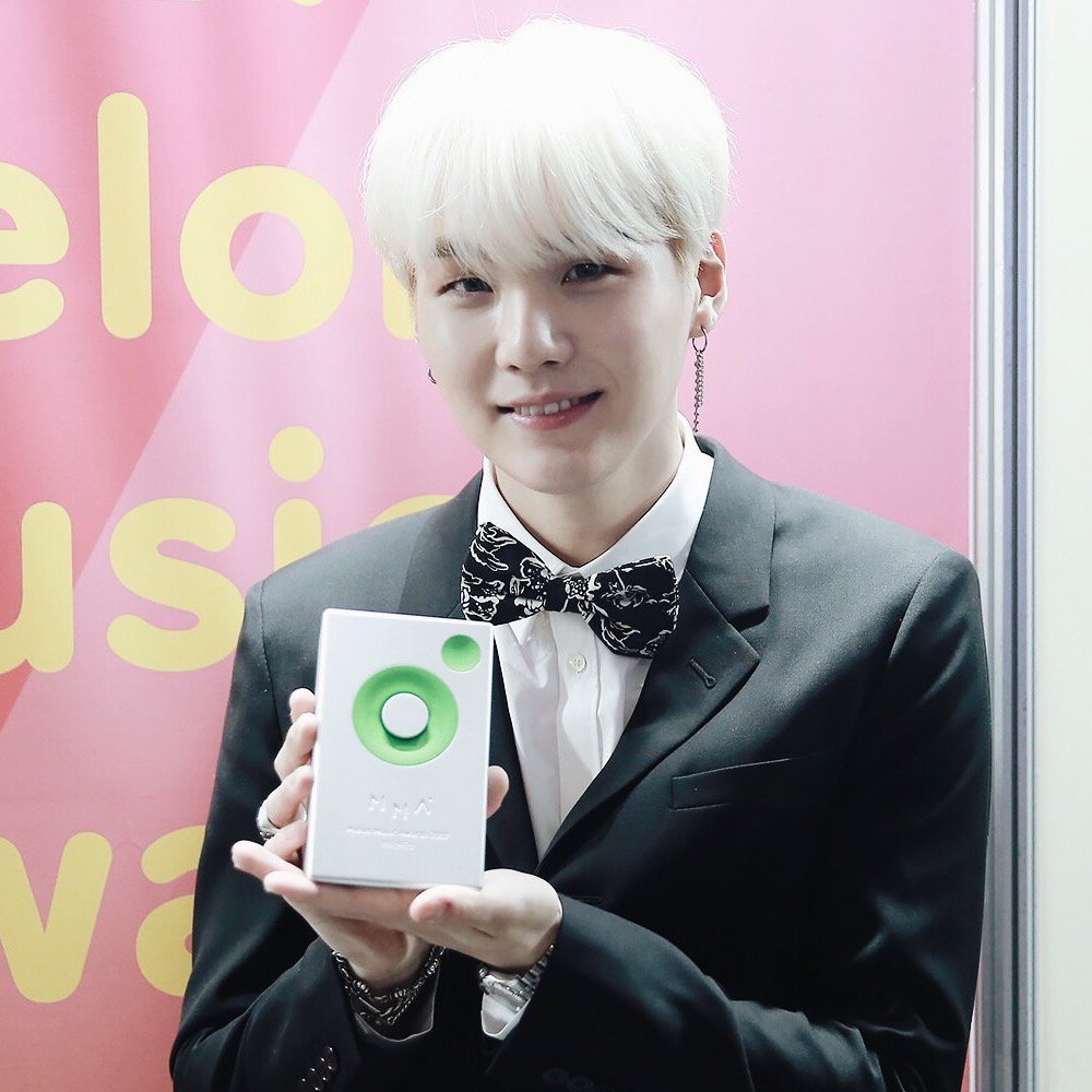 min yoongi awards