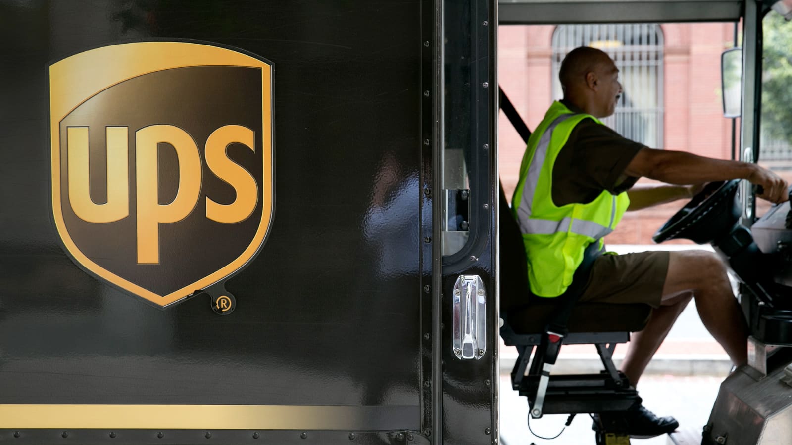 ups drivers pay