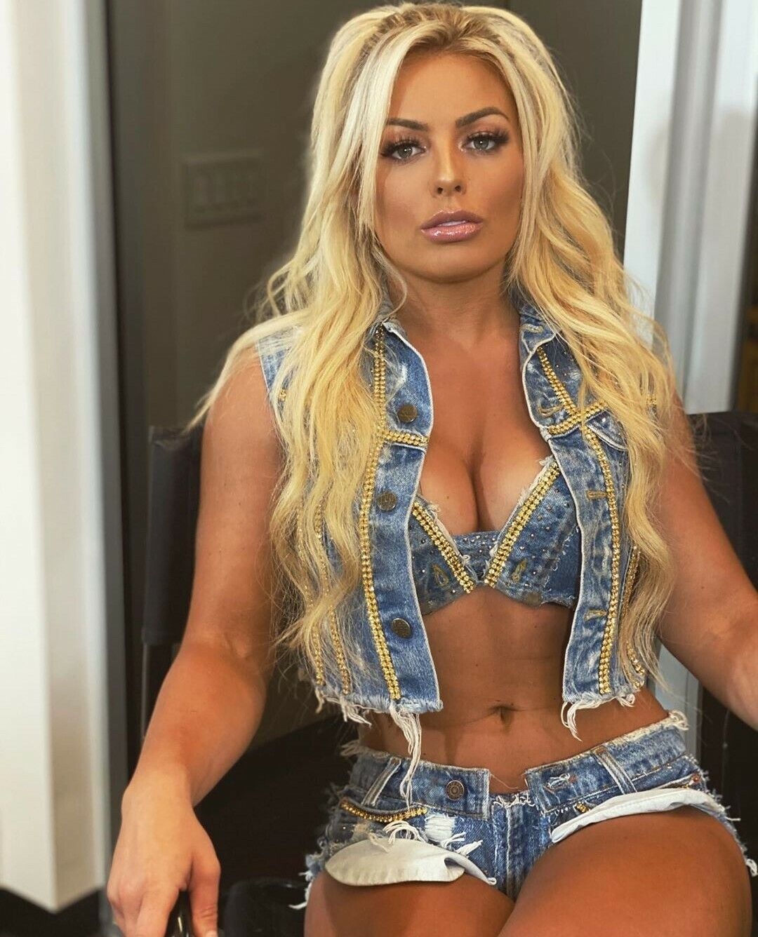 mandy rose sexy