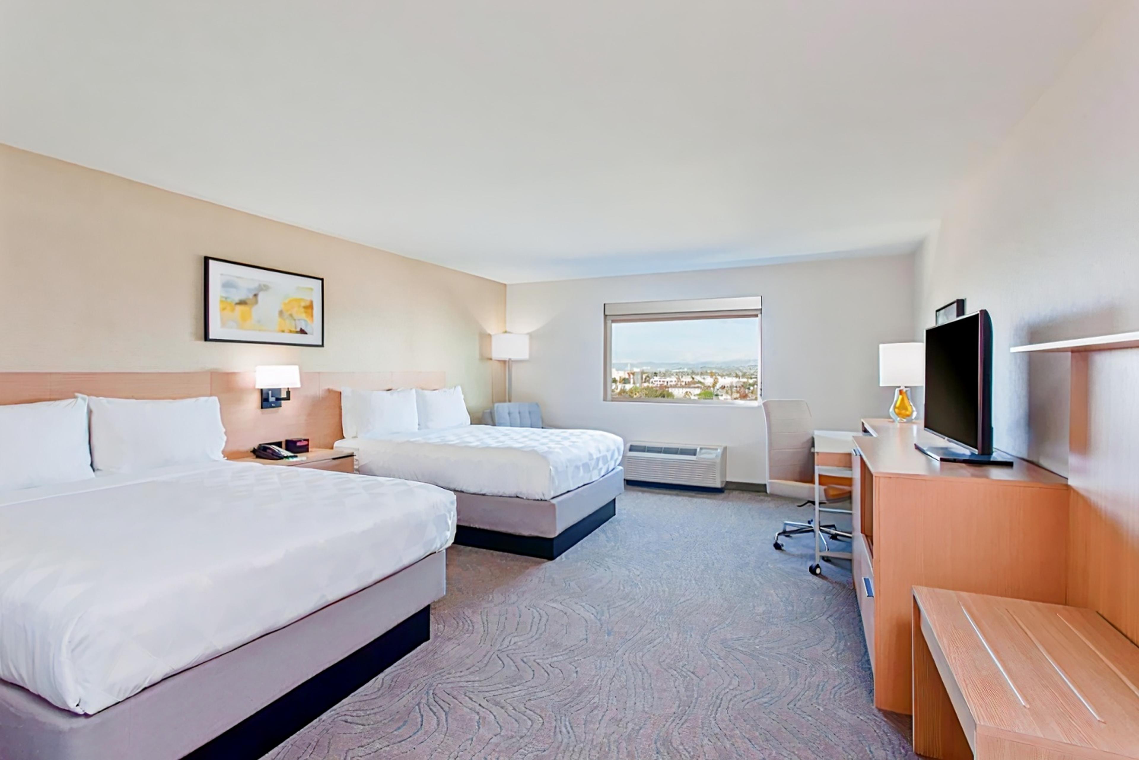 lax airport hotel day use