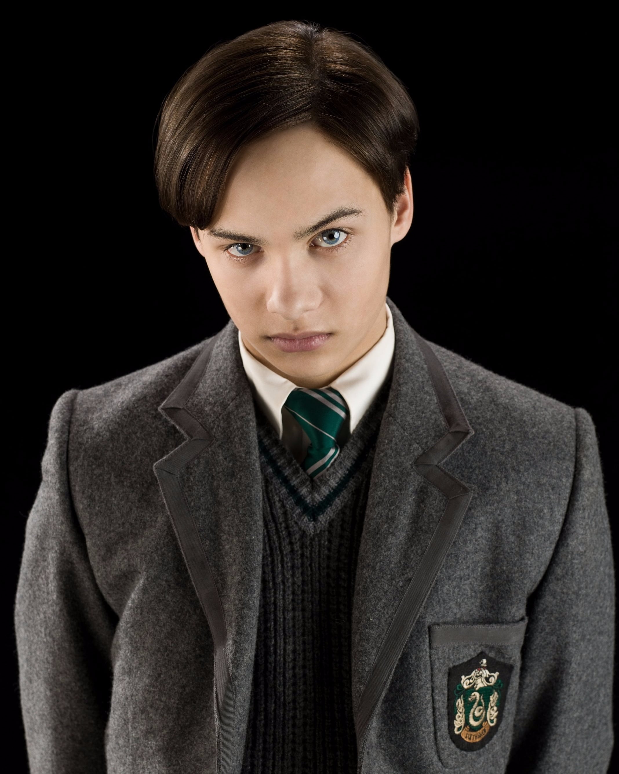 tom riddle frank dillane