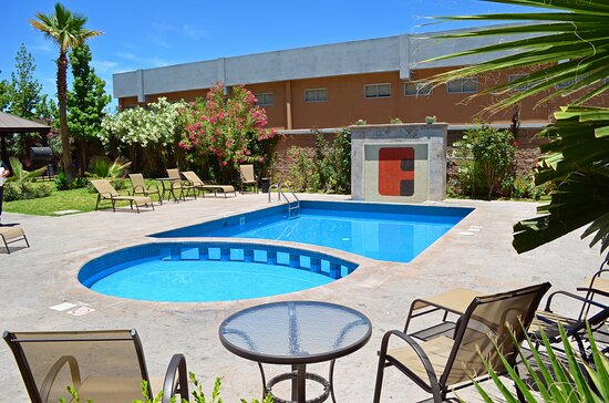 hoteles con jacuzzi en nogales sonora