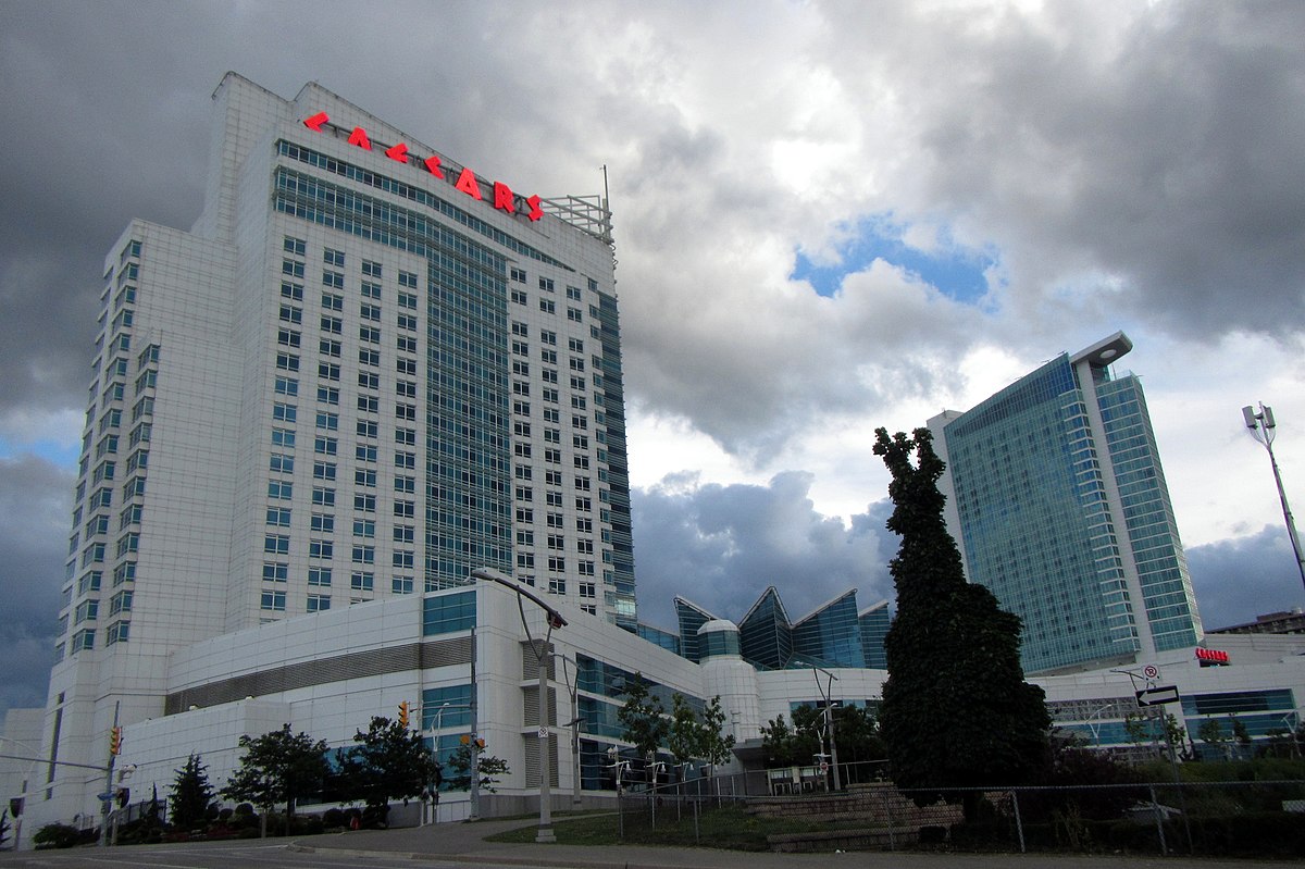 windsor casino hotels near