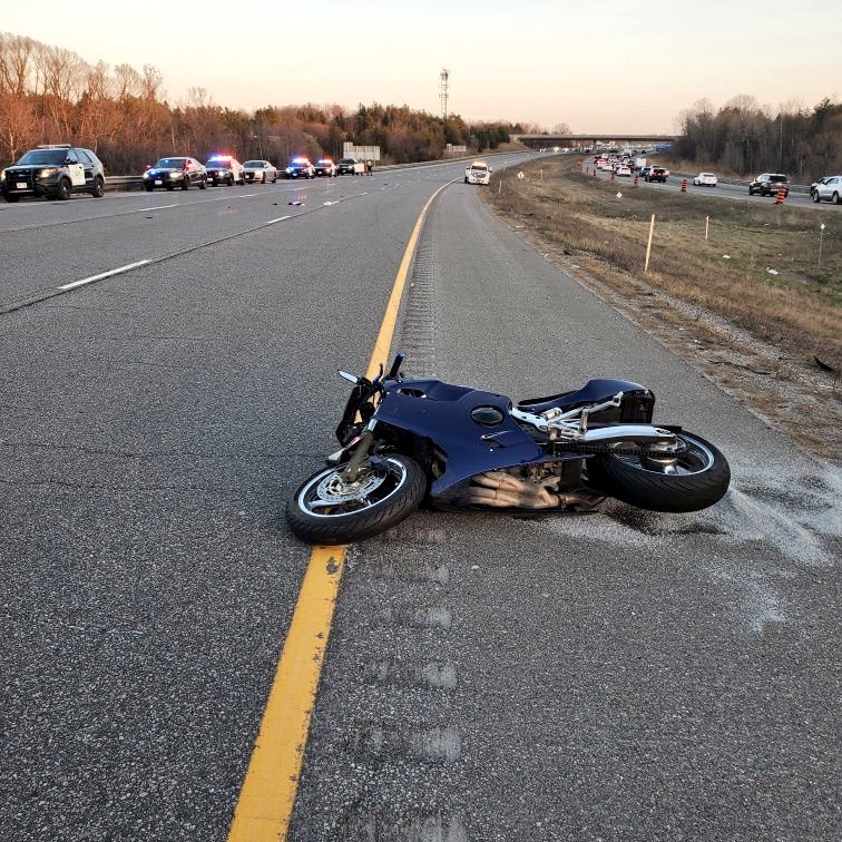 highway 404 crash