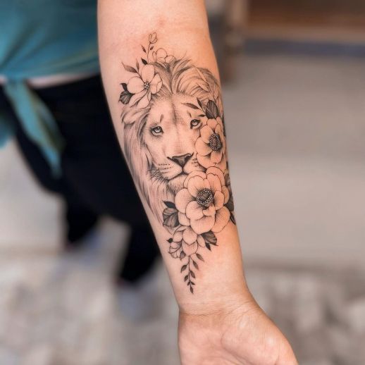 leones tatuajes para mujer