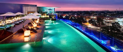 5 star hotels in sector 17 chandigarh