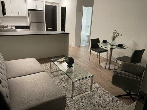 bachelor apartment north york