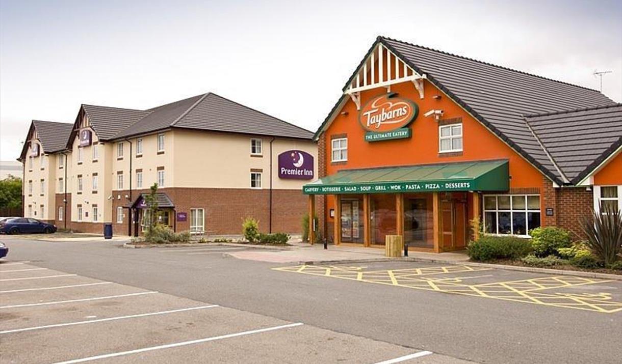 premier inn coventry m6