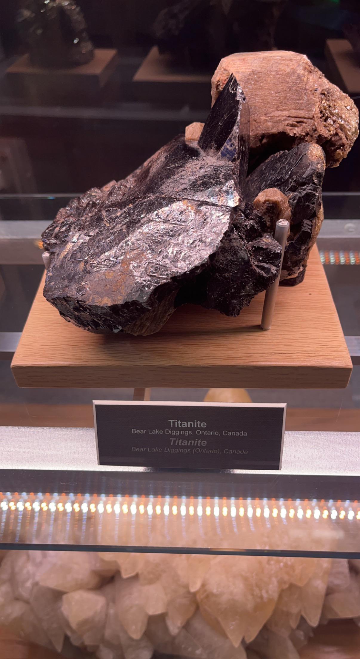 titanite chunk