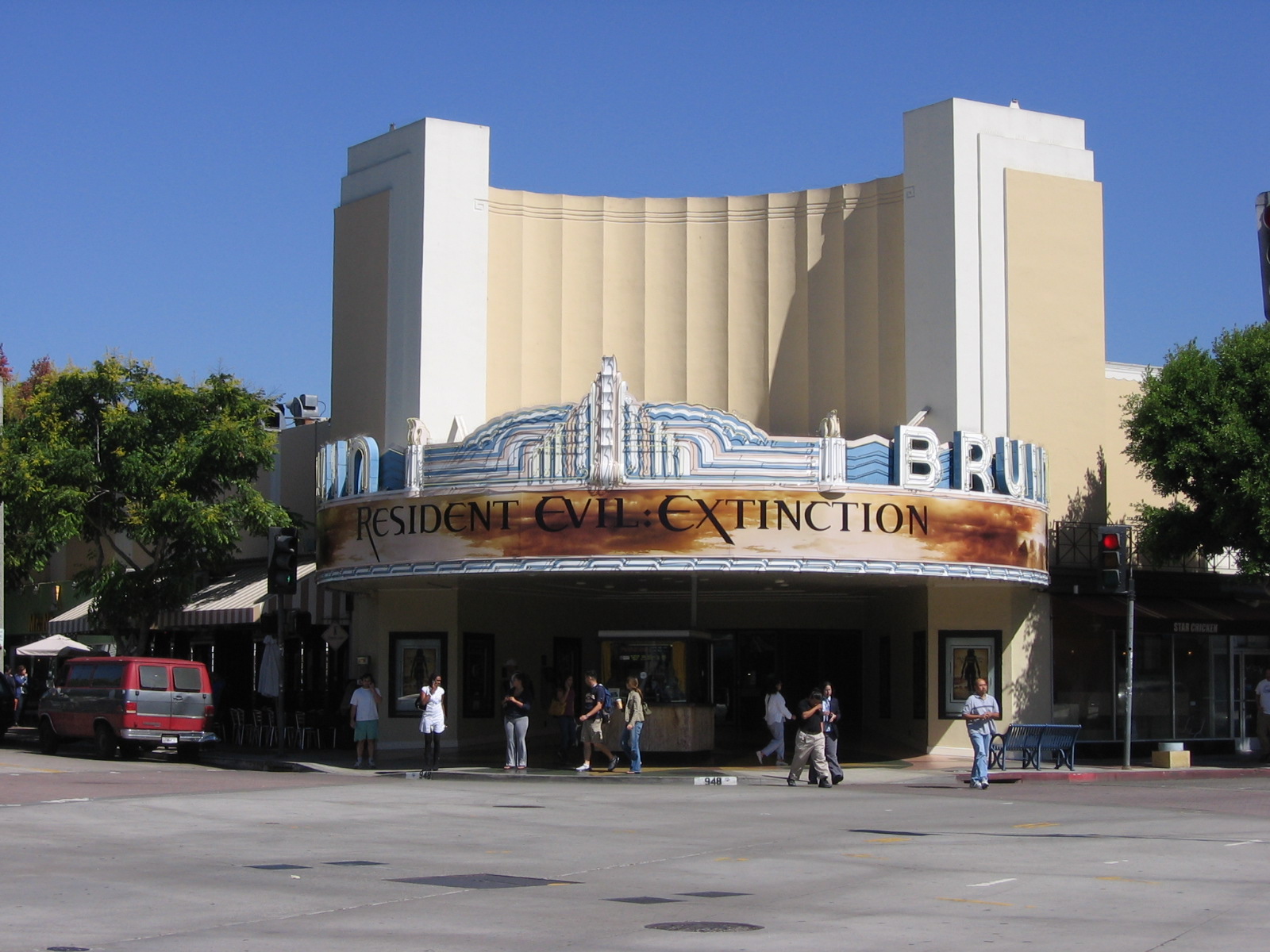 movie theaters westwood