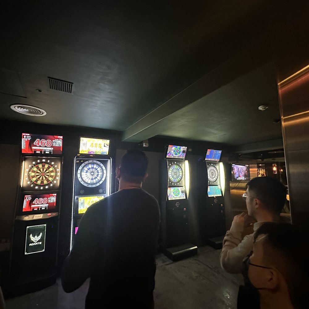 darts near me bar