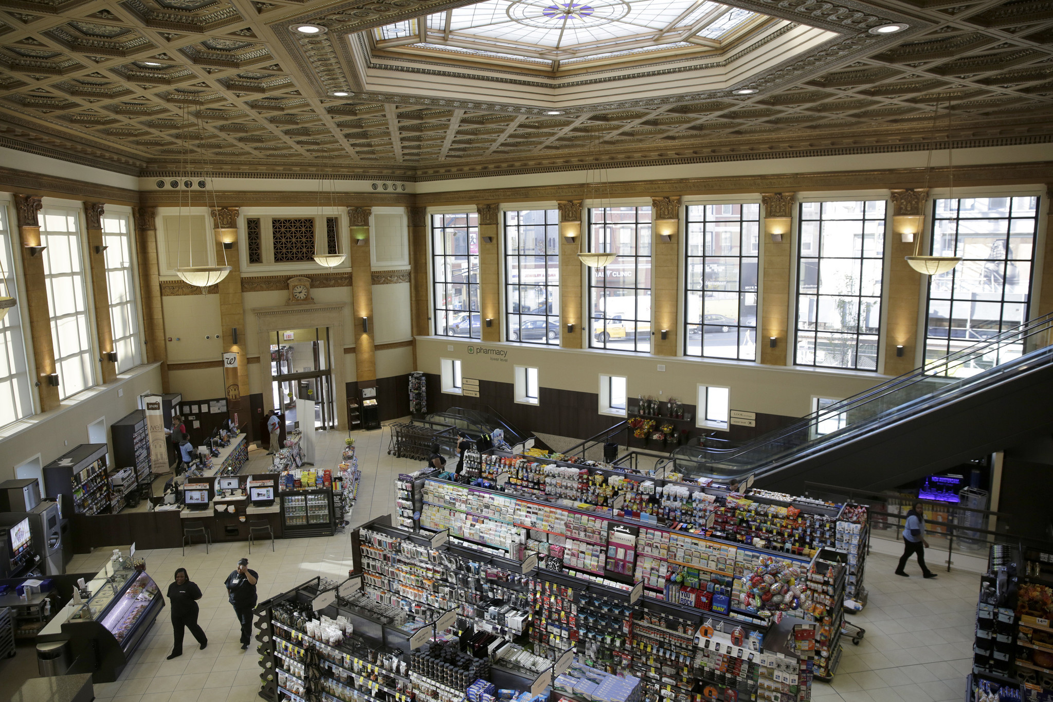 walgreens wicker park closing