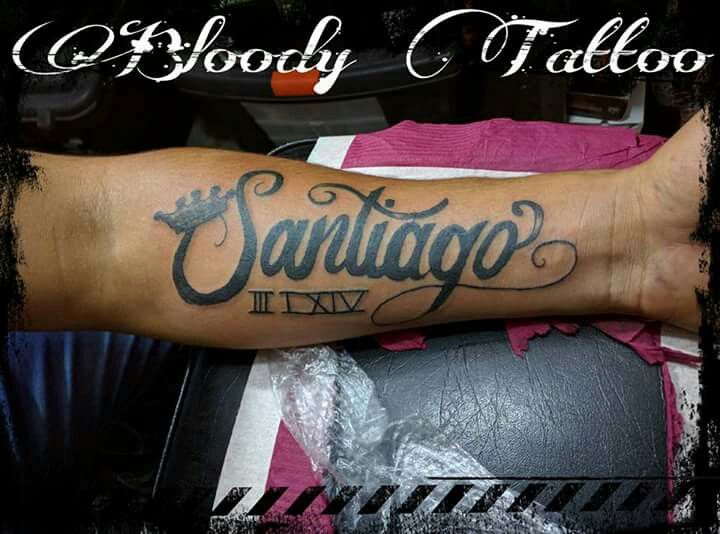 tatuajes con el nombre de santiago