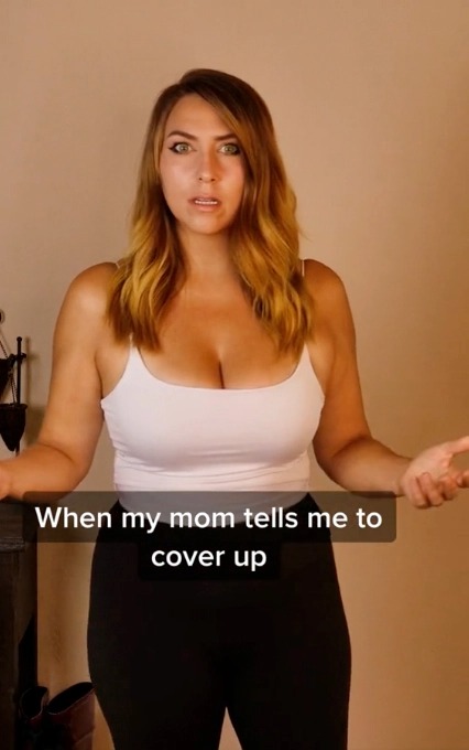 natural boobs mom