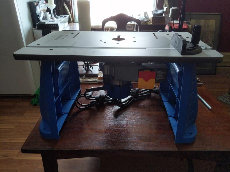 canadian tire router table