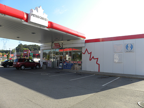 petro canada terrebonne