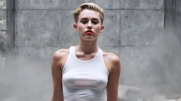 nude celebs miley cyrus