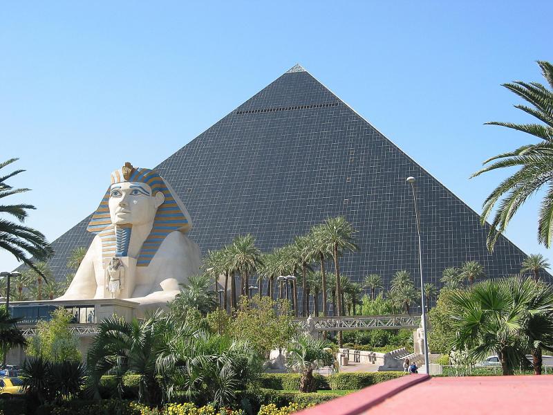 hotel luxor resort & casino las vegas