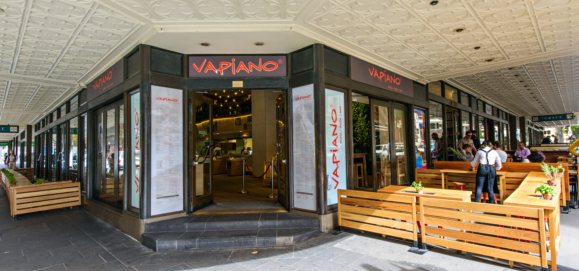 vapiano king street photos