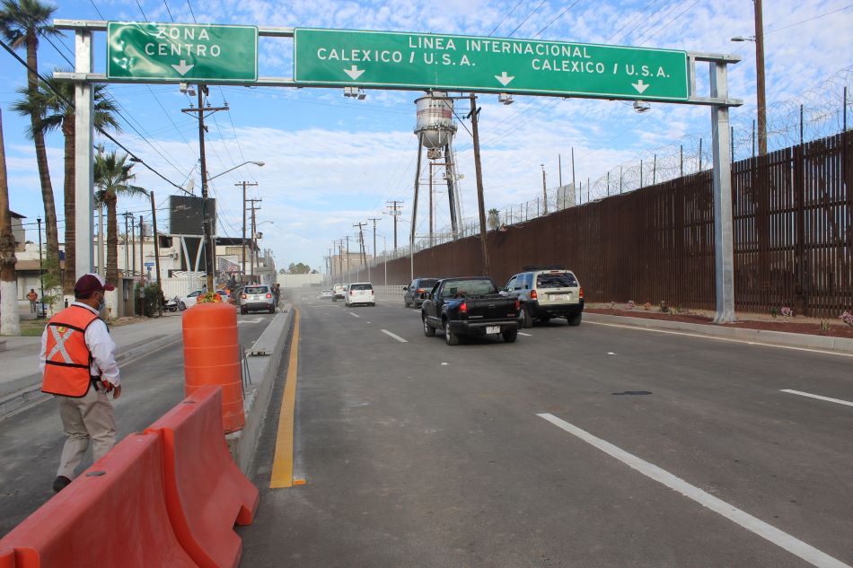 cruce de garitas mexicali