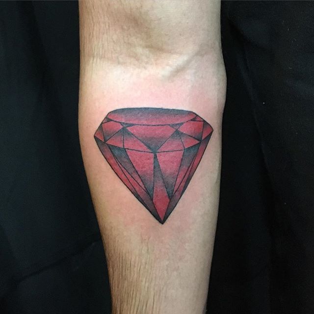 diamond tattoo red