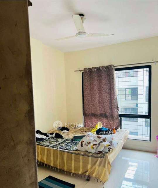 2 bhk flat on rent in wakad