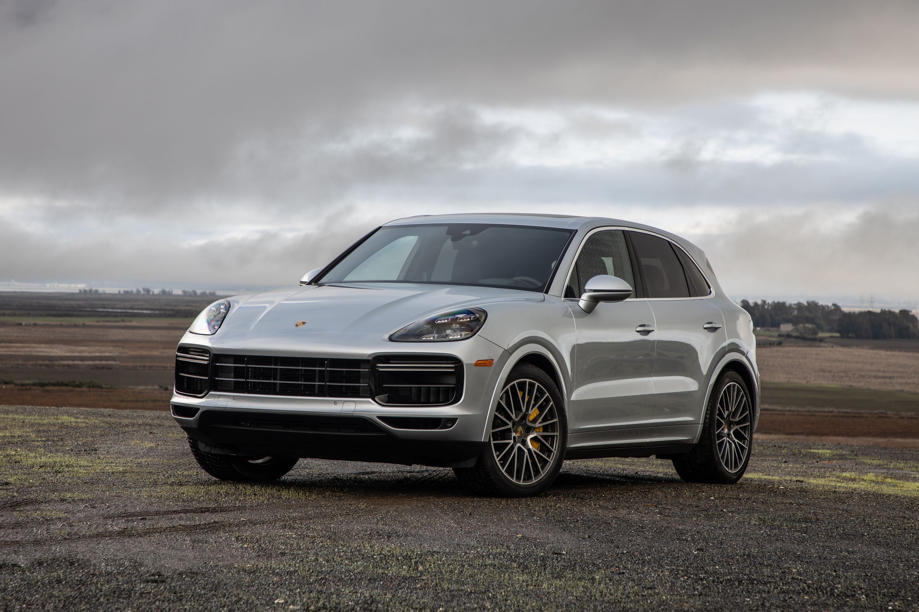 porsche cayenne turbo specs