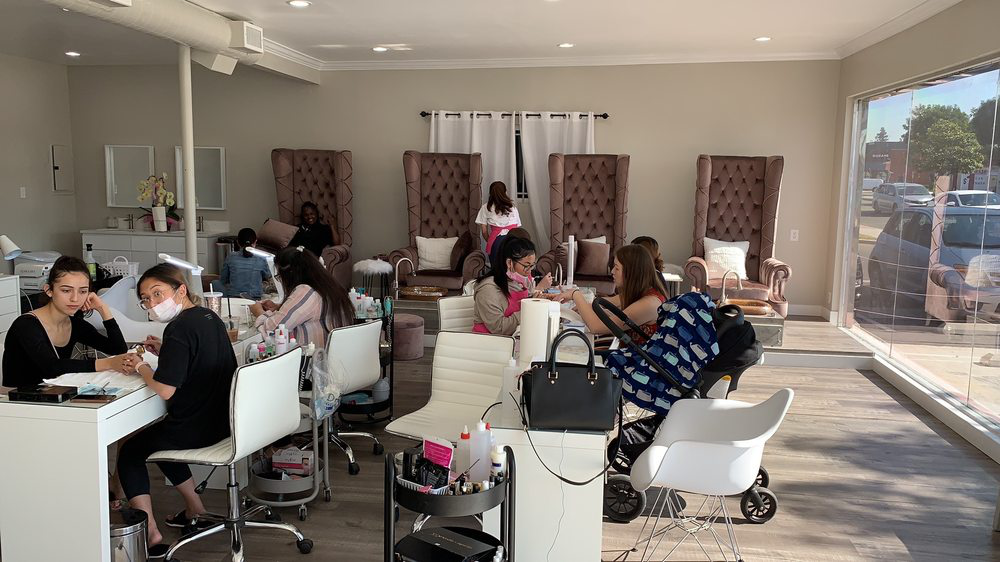 blush nail bar & spa