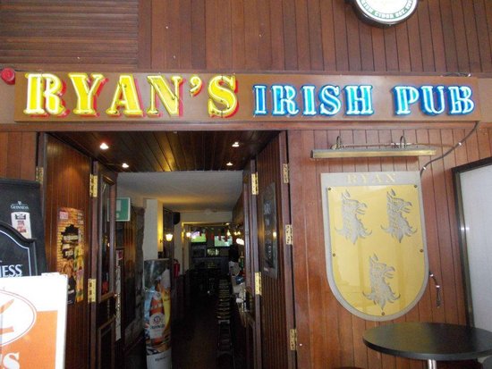 irish pubs in porto