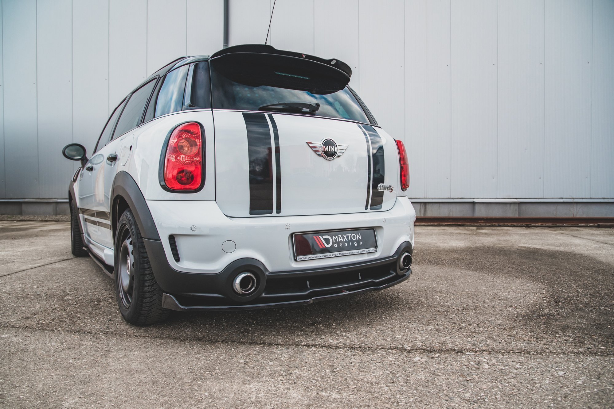 mini countryman spoiler