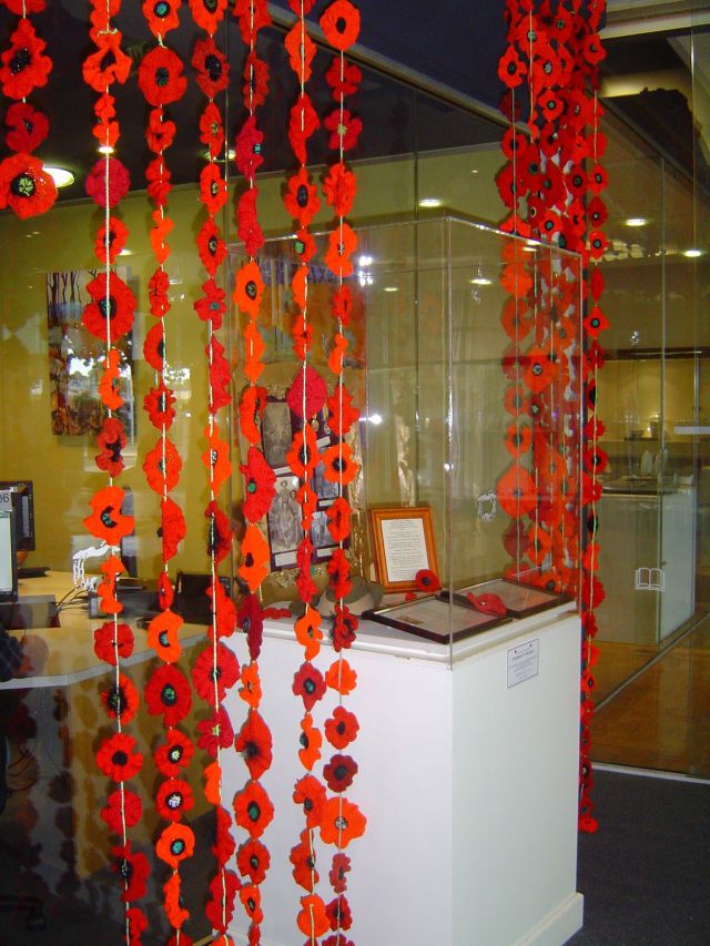 poppy window display ideas