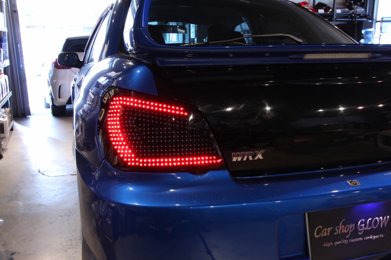 2007 subaru impreza tail light