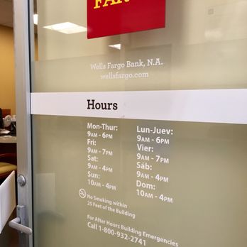 wells fargo hours saturday hours