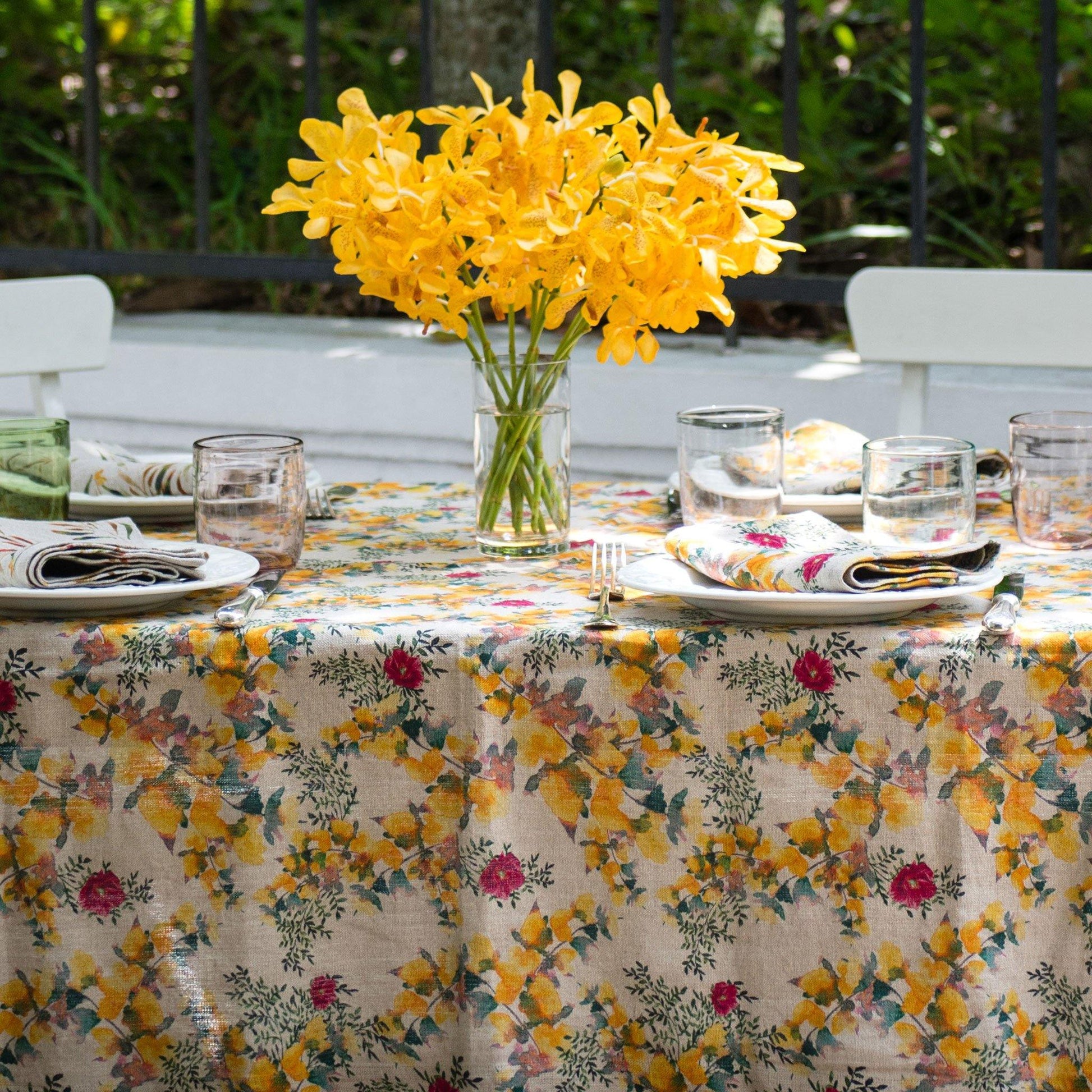 tablecloth flowers