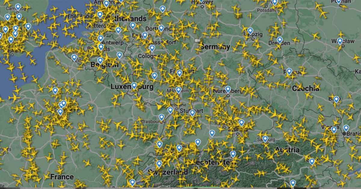 plane tracker live map